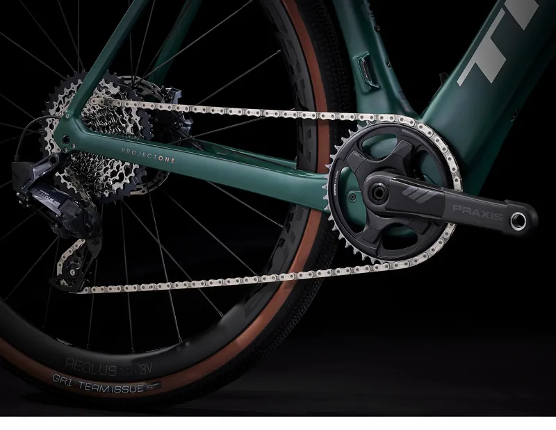 Trek Domane SLR 7 Gen 4 Road Bike in Juniper Size 56-1